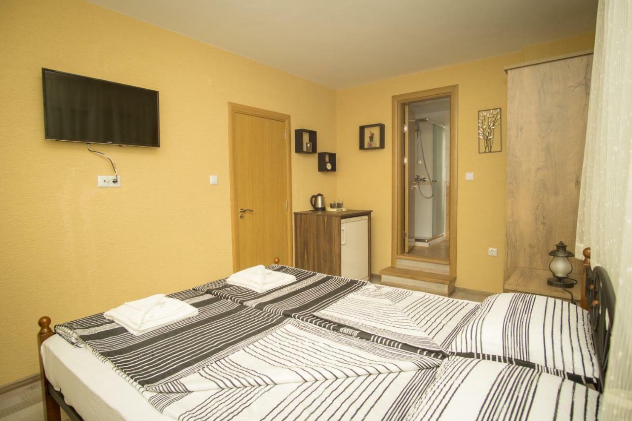 Двойна Стая I - Къща За Гости Зоя Apartment Tsarevo Exterior photo