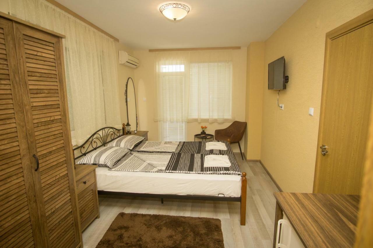 Двойна Стая I - Къща За Гости Зоя Apartment Tsarevo Exterior photo